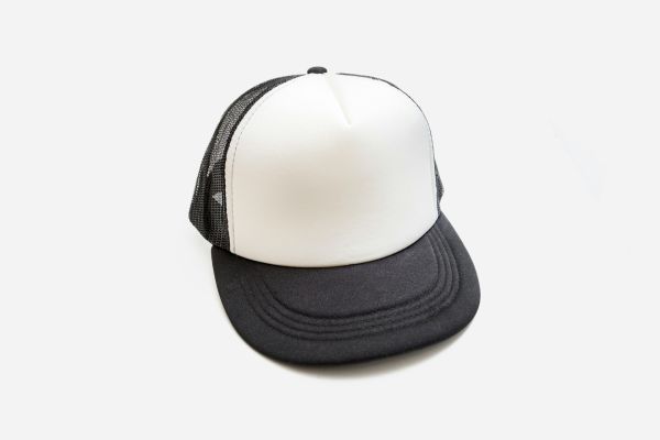 Découvrez les styles tendance de casquettes pour toute la famille